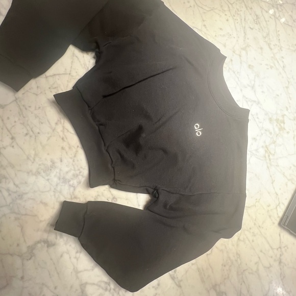 ALO Yoga Black Cropped Sweater - Picture 2 of 4